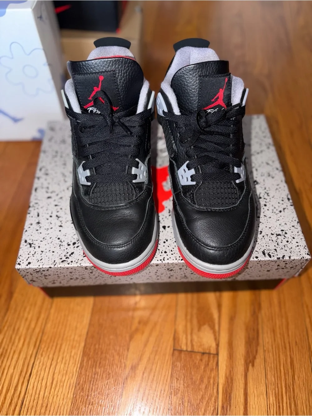 Jordan Black/Red Retro Black cement size 5.5